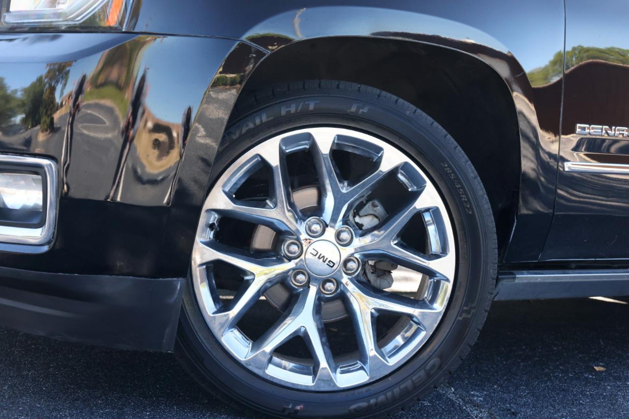 GMC Yukon XL Denali 4WD 2017