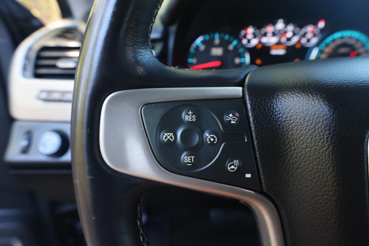 GMC Yukon XL Denali 4WD 2017