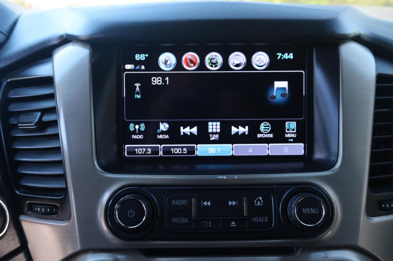 GMC Yukon XL Denali 4WD 2017