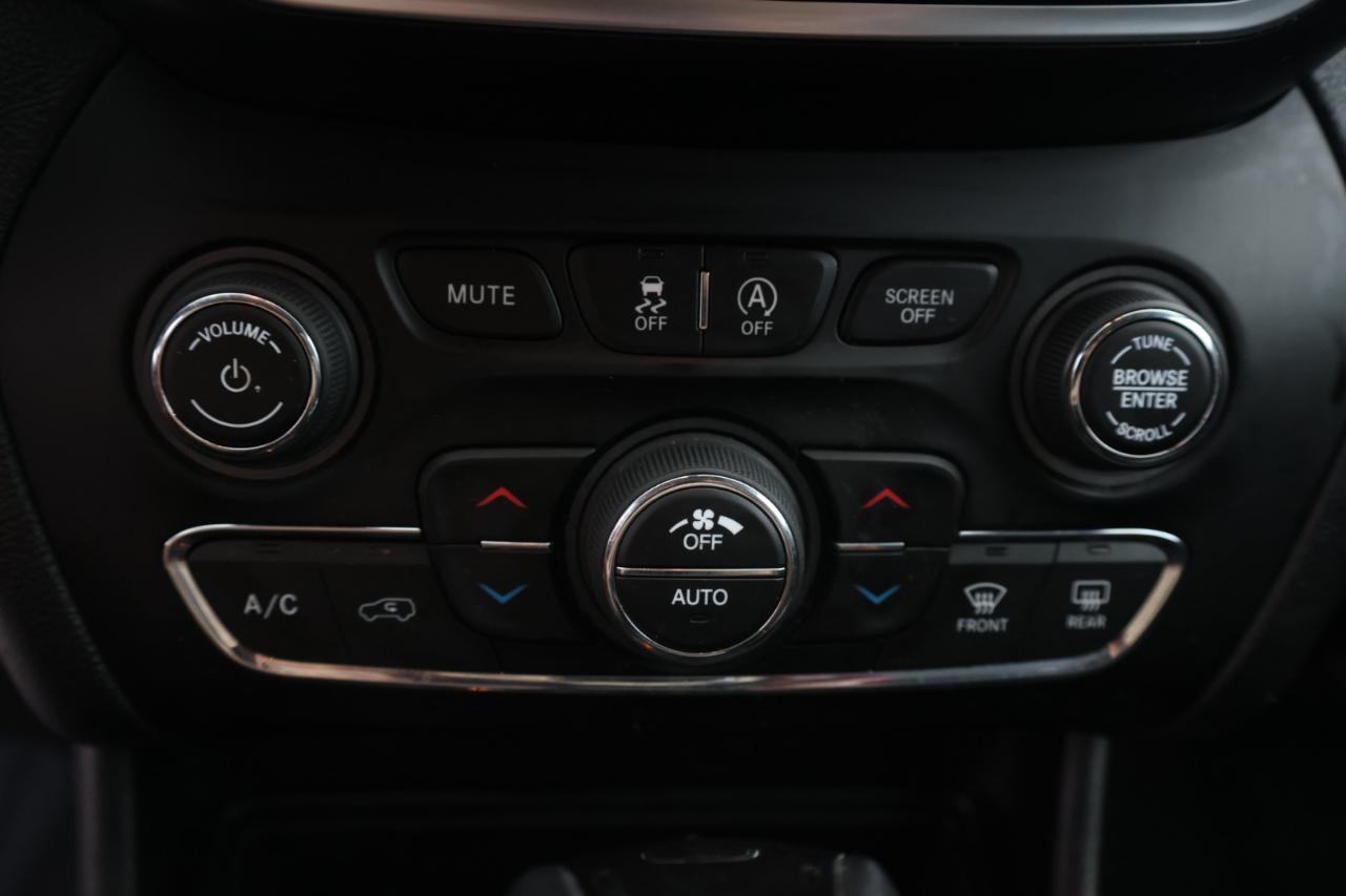 Jeep Cherokee Latitude Plus 4WD 2019