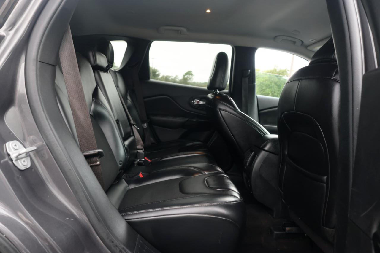 Jeep Cherokee Latitude Plus 4WD 2019
