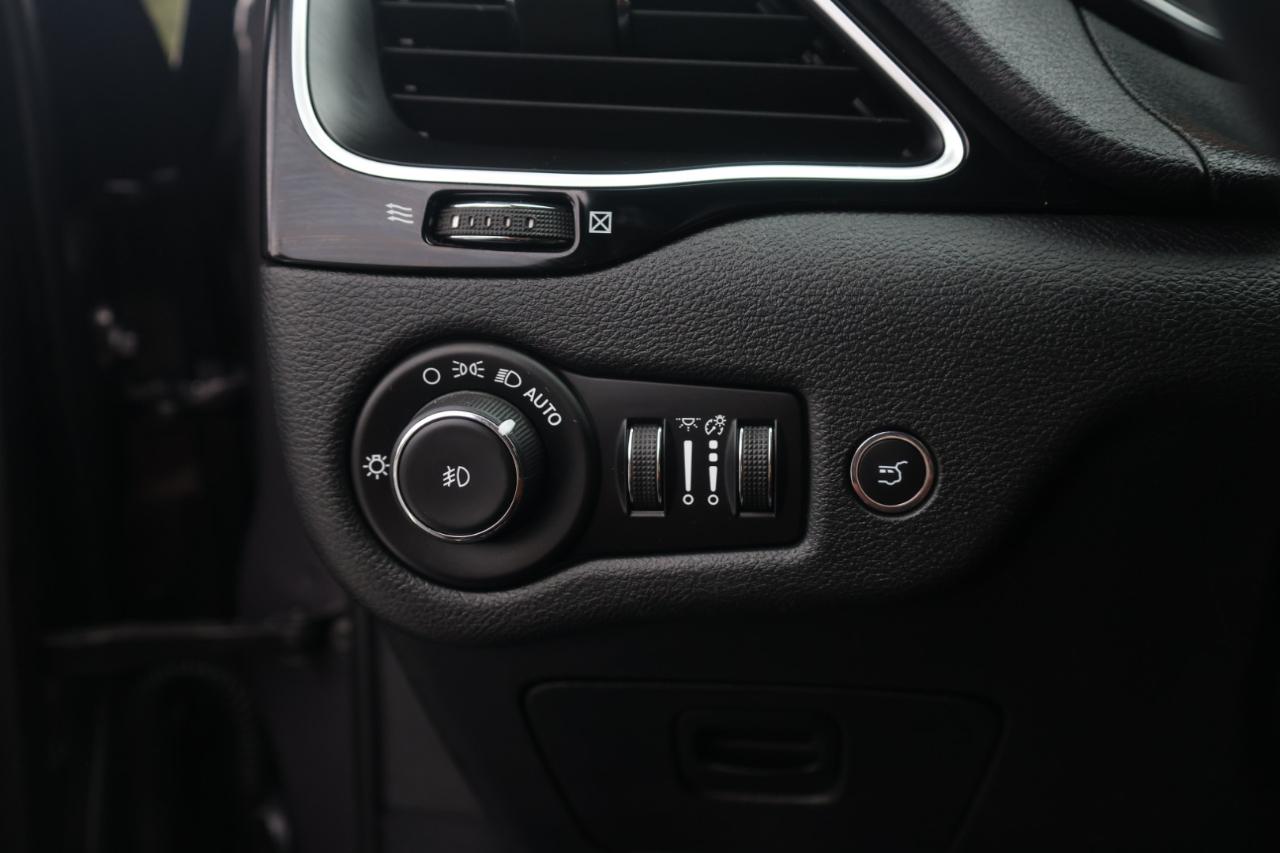Jeep Cherokee Latitude Plus 4WD 2019