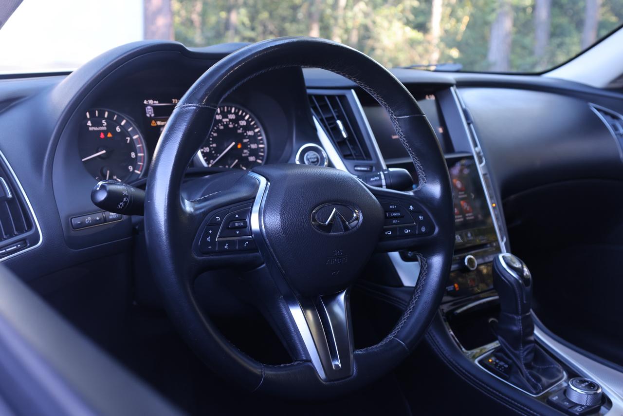 Infiniti Q50 3.0t LUXE 2021