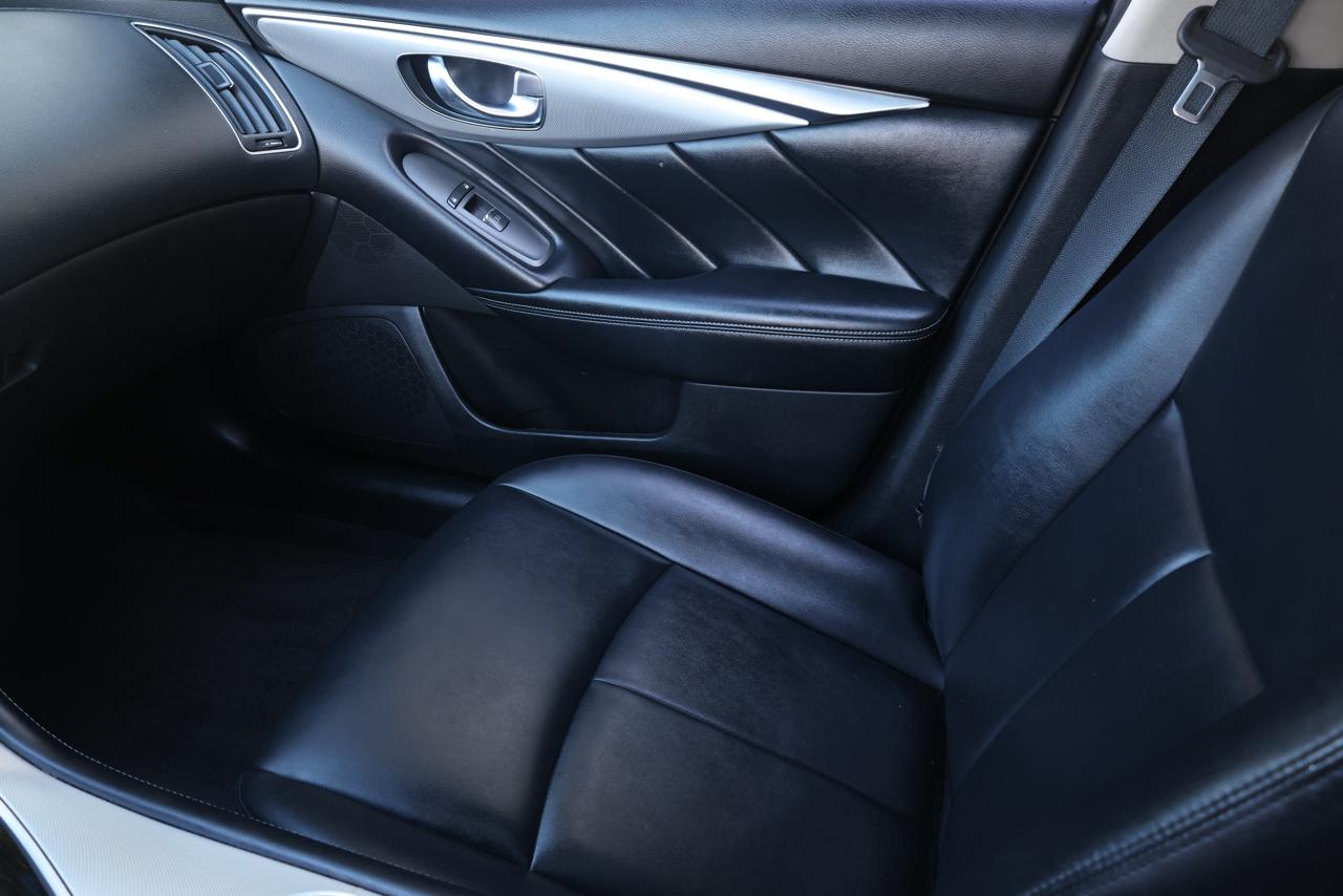 Infiniti Q50 3.0t LUXE 2021
