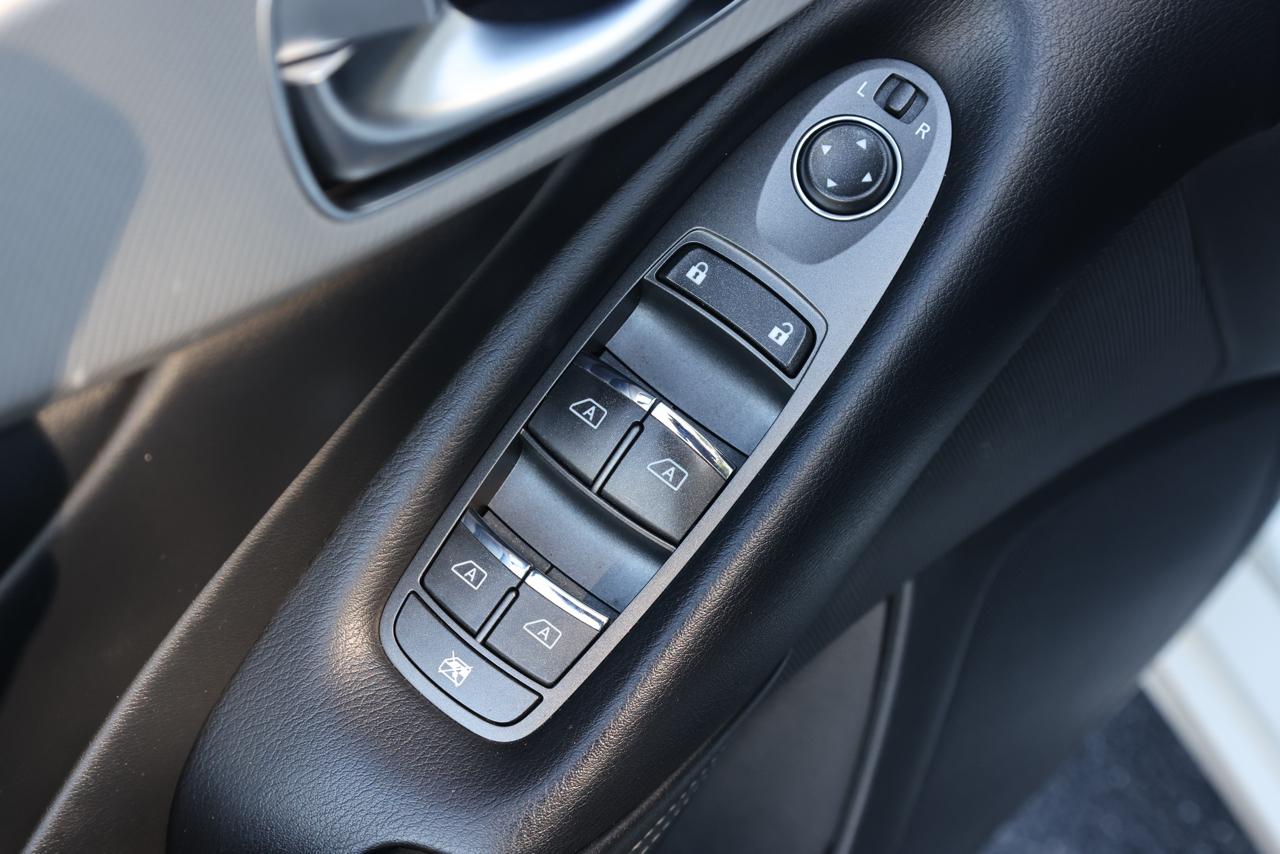 Infiniti Q50 3.0t LUXE 2021