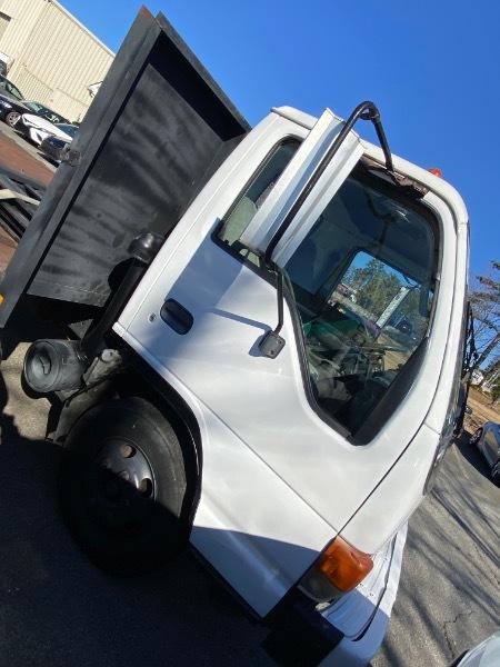 Isuzu NPR  2005