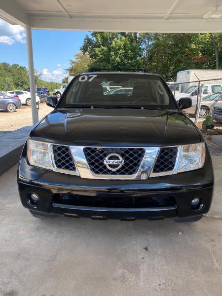 Nissan Pathfinder LE 2WD 2007