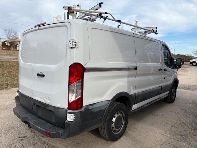 Ford Transit 250 Van Low Roof w/Sliding Pass. 130-in. WB 2016