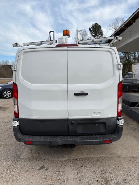 Ford Transit 250 Van Low Roof w/Sliding Pass. 130-in. WB 2016