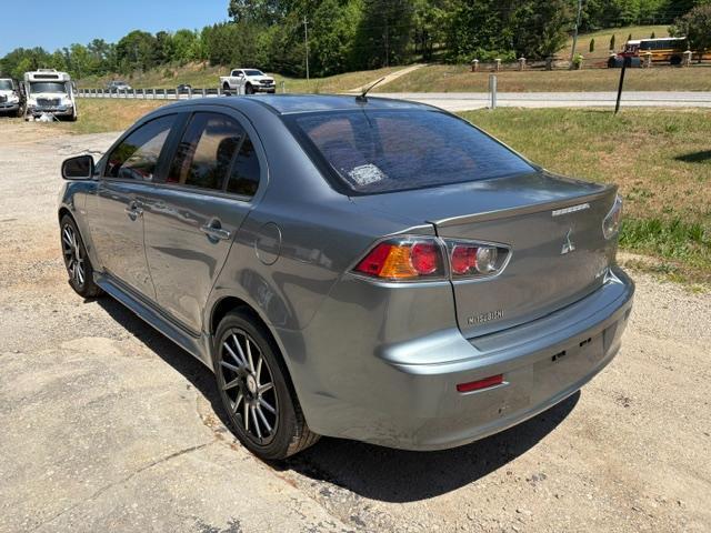 Mitsubishi Lancer ES 2013