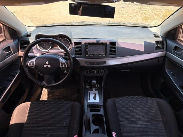 Mitsubishi Lancer ES 2013