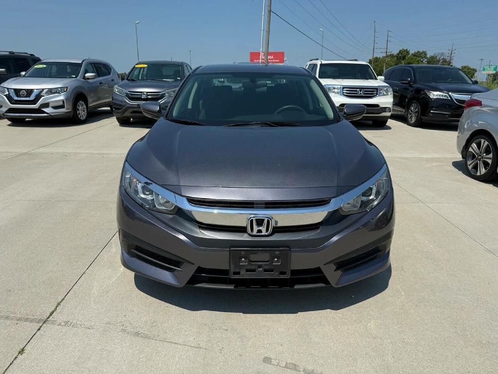 Honda Civic LX Sedan CVT 2016