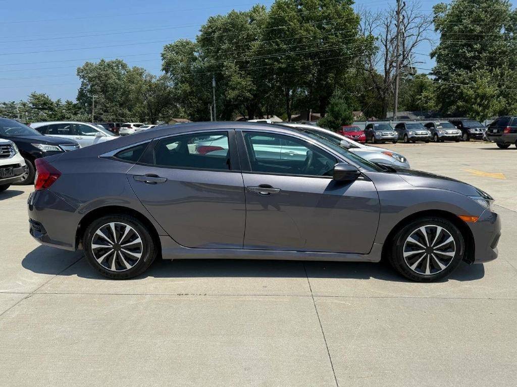 Honda Civic LX Sedan CVT 2016