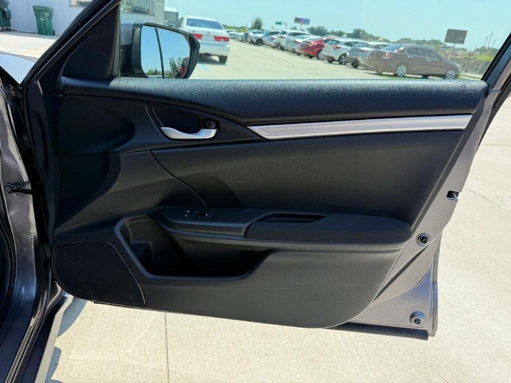 Honda Civic LX Sedan CVT 2016