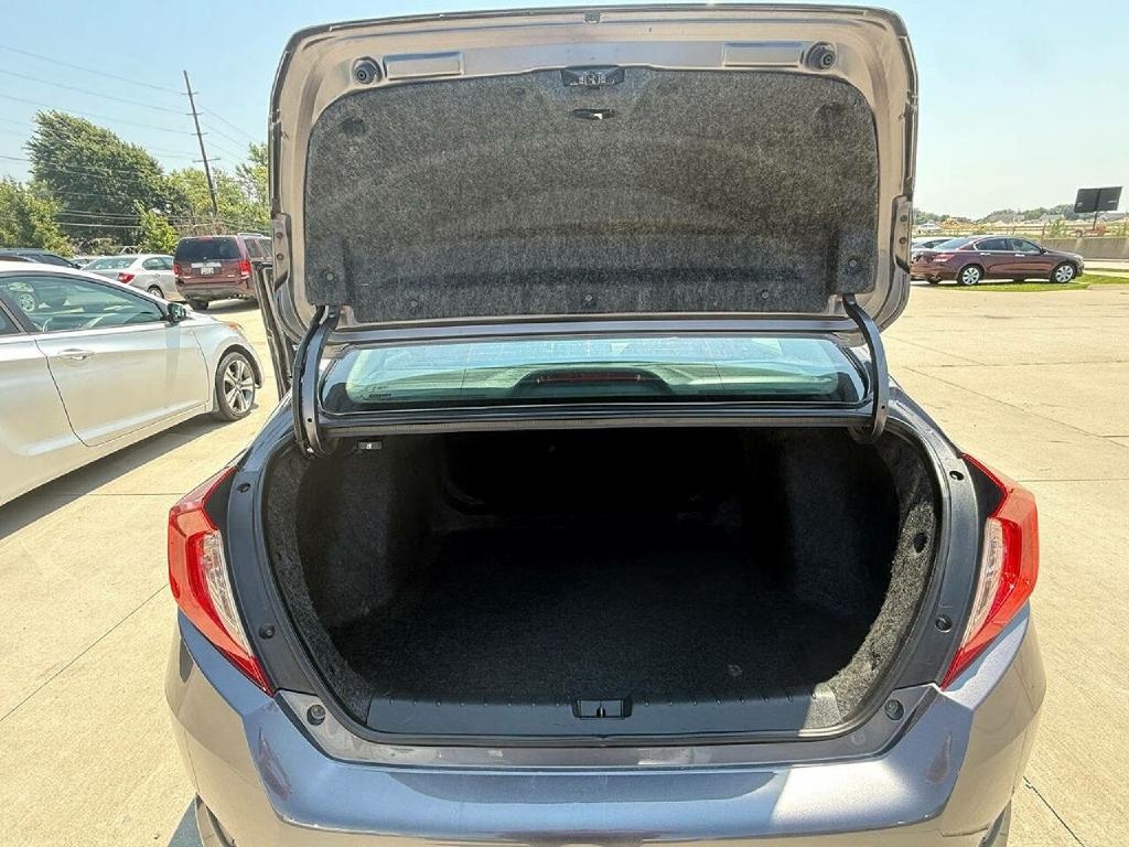 Honda Civic LX Sedan CVT 2016