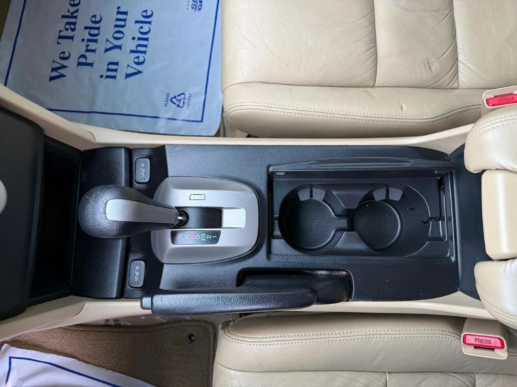 Honda Accord EX-L Sedan AT 2010