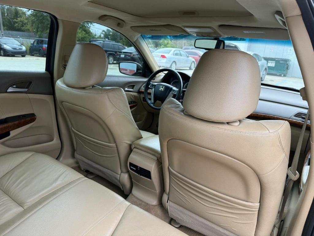 Honda Accord EX-L Sedan AT 2010