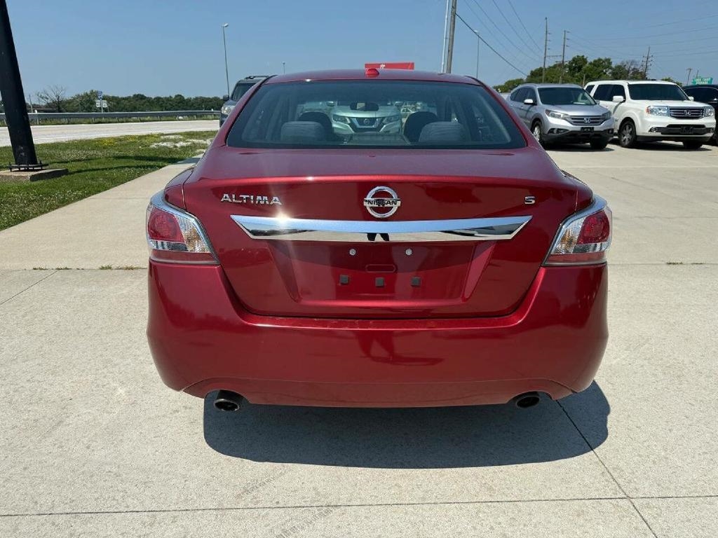 Nissan Altima 2.5 S 2015