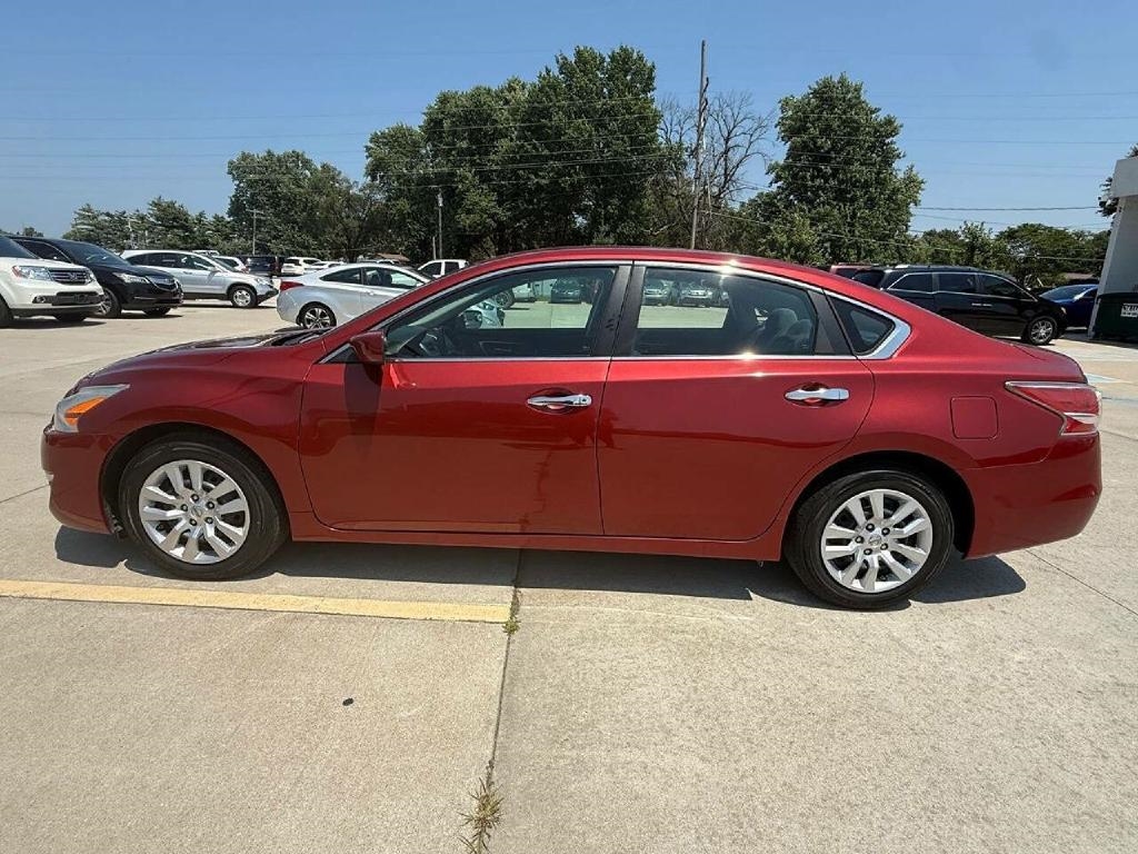 Nissan Altima 2.5 S 2015