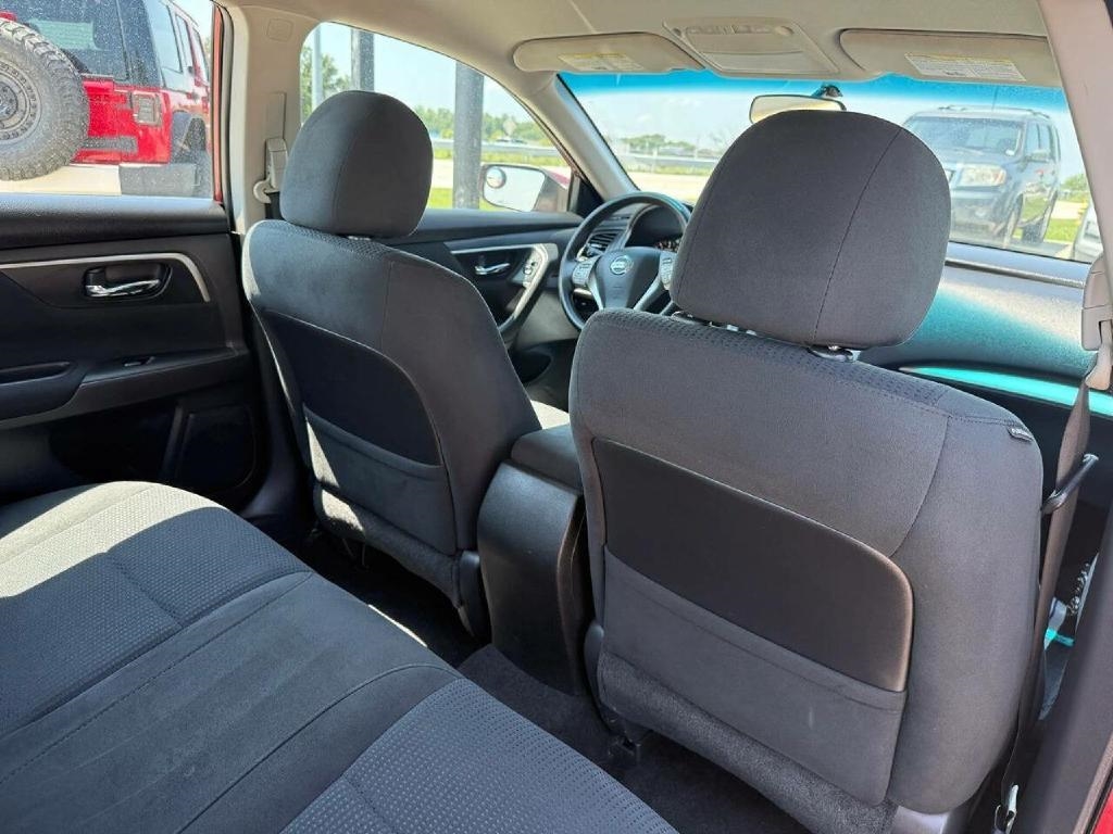 Nissan Altima 2.5 S 2015