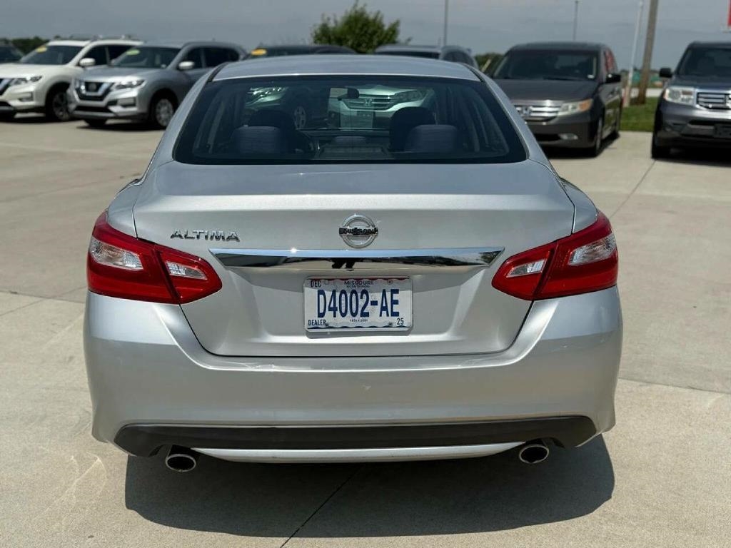 Nissan Altima 2.5 S 2016