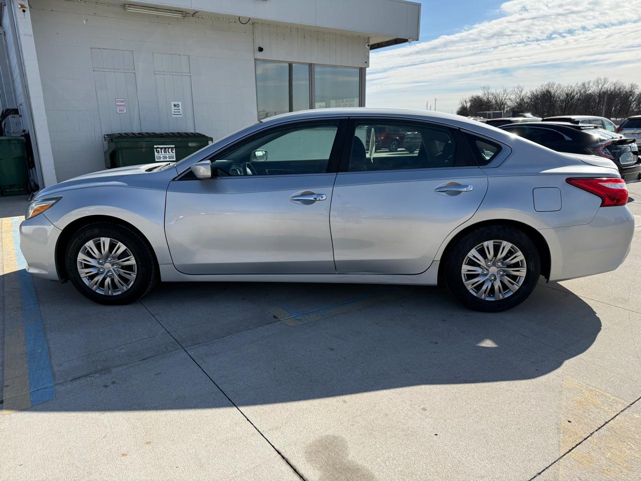 Nissan Altima 2.5 S 2016