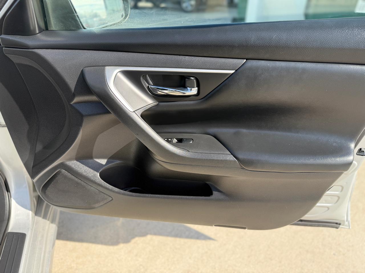 Nissan Altima 2.5 S 2016