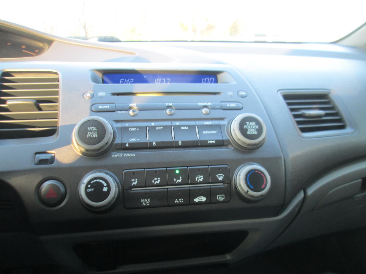 Honda Civic LX Sedan AT 2007