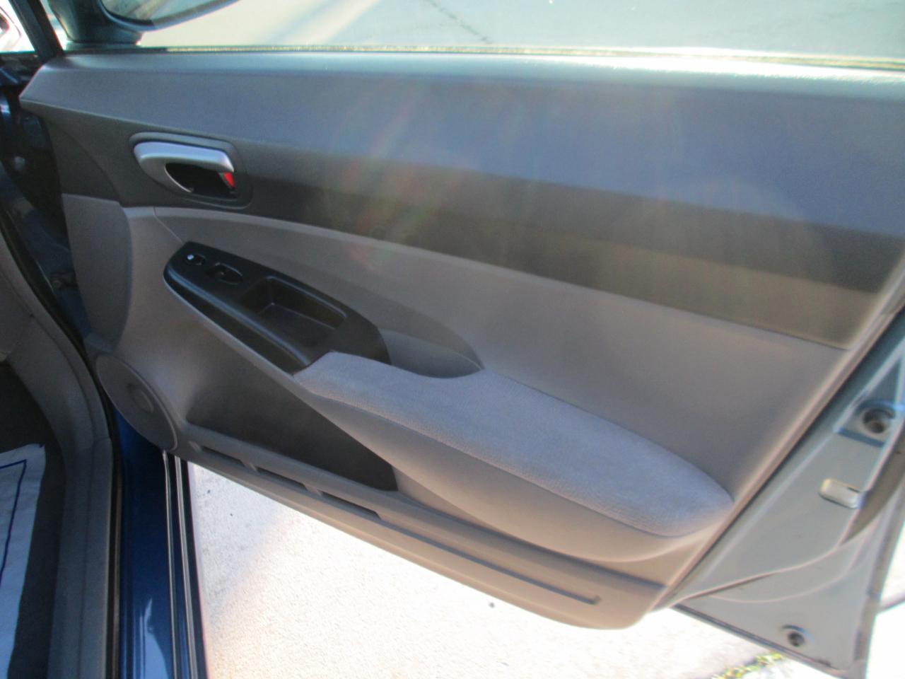 Honda Civic LX Sedan AT 2007