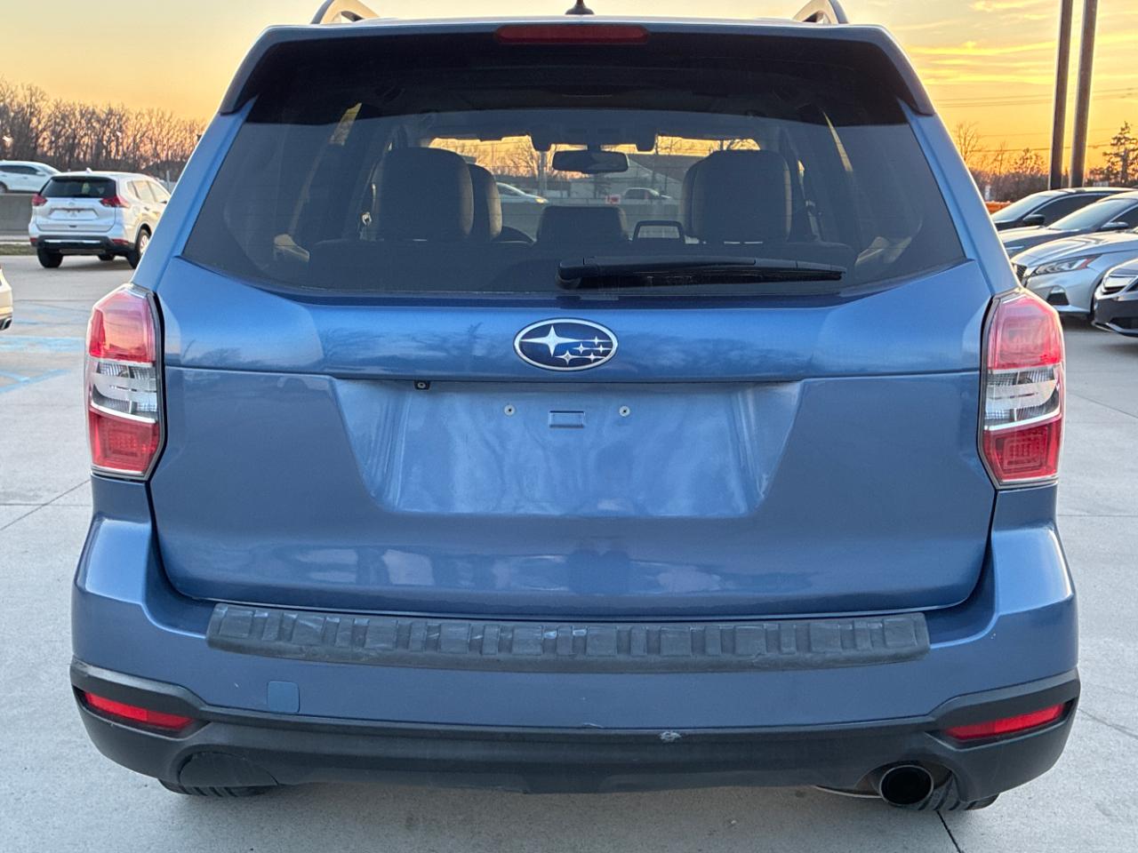 Subaru Forester 2.5i Touring 2015