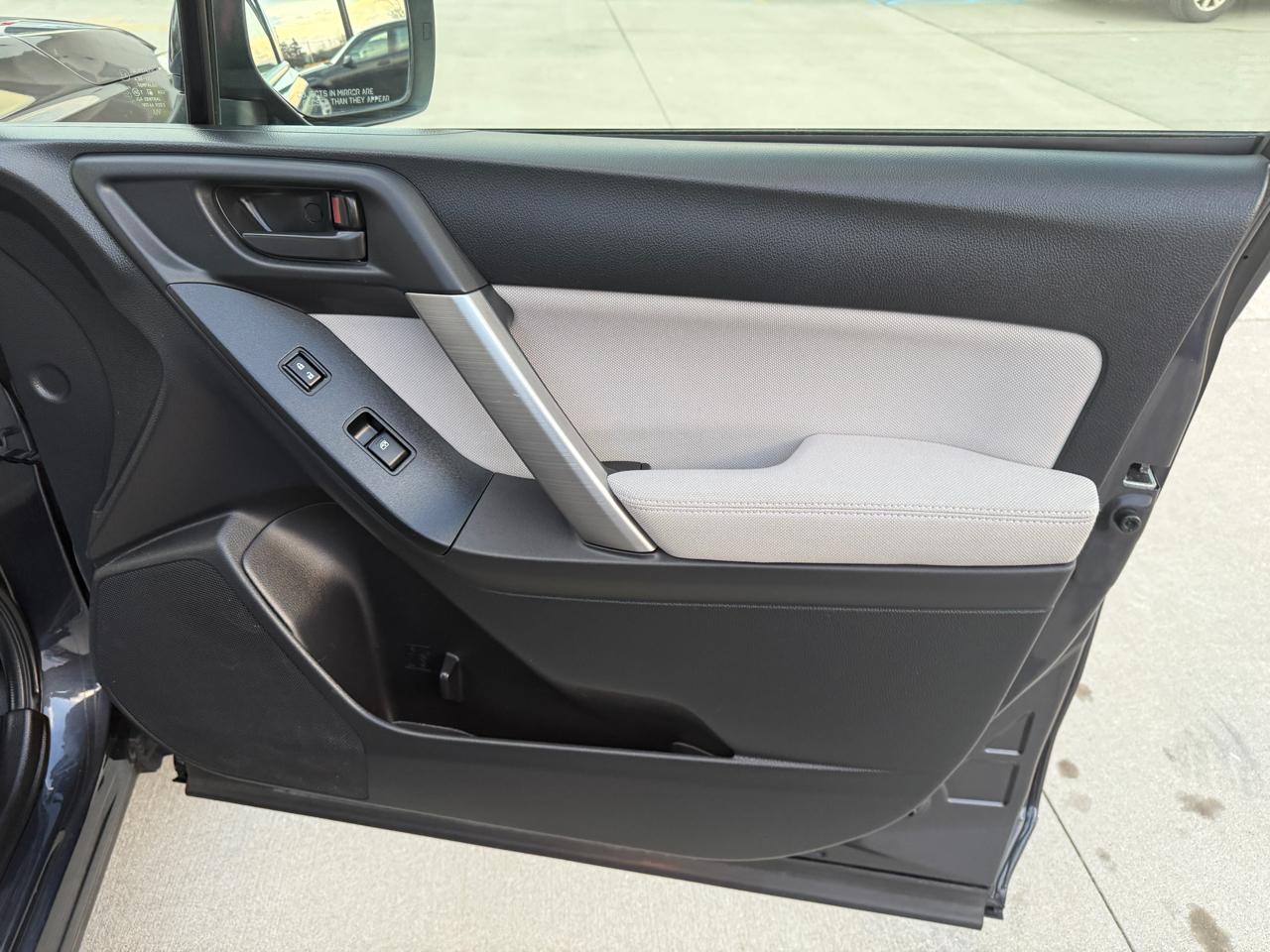 Subaru Forester 2.5i Premium 2015