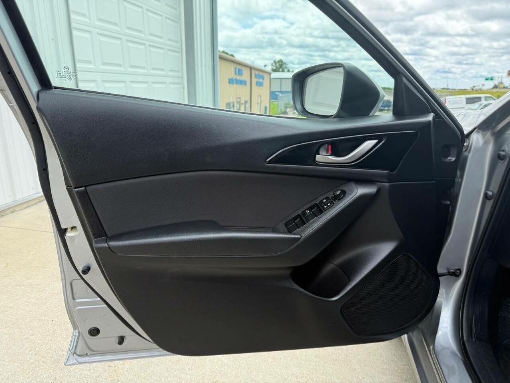 Mazda MAZDA3 i Touring AT 5-Door 2014