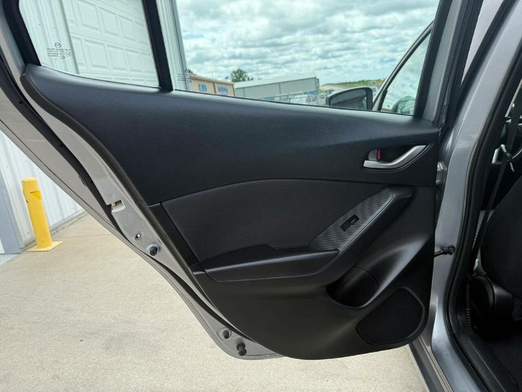 Mazda MAZDA3 i Touring AT 5-Door 2014