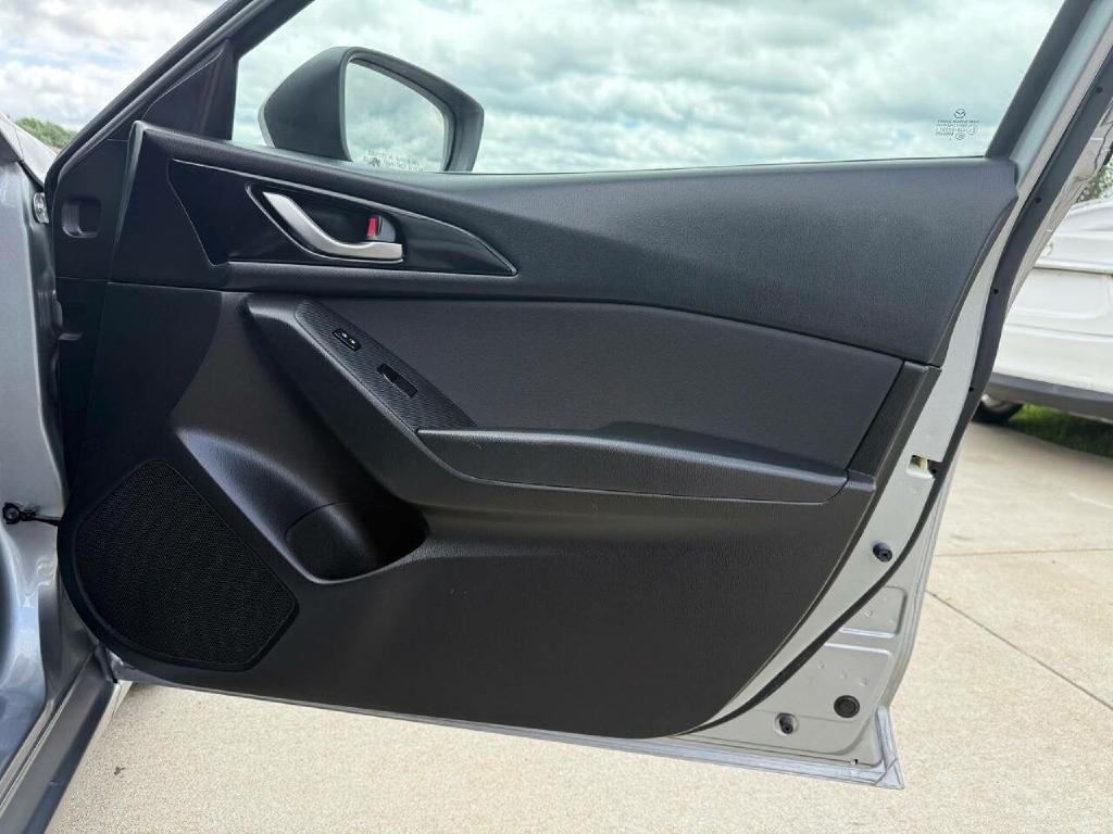 Mazda MAZDA3 i Touring AT 5-Door 2014