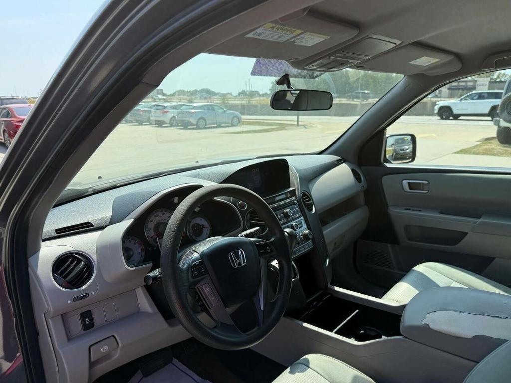 Honda Pilot LX 4WD 5-Spd AT 2015