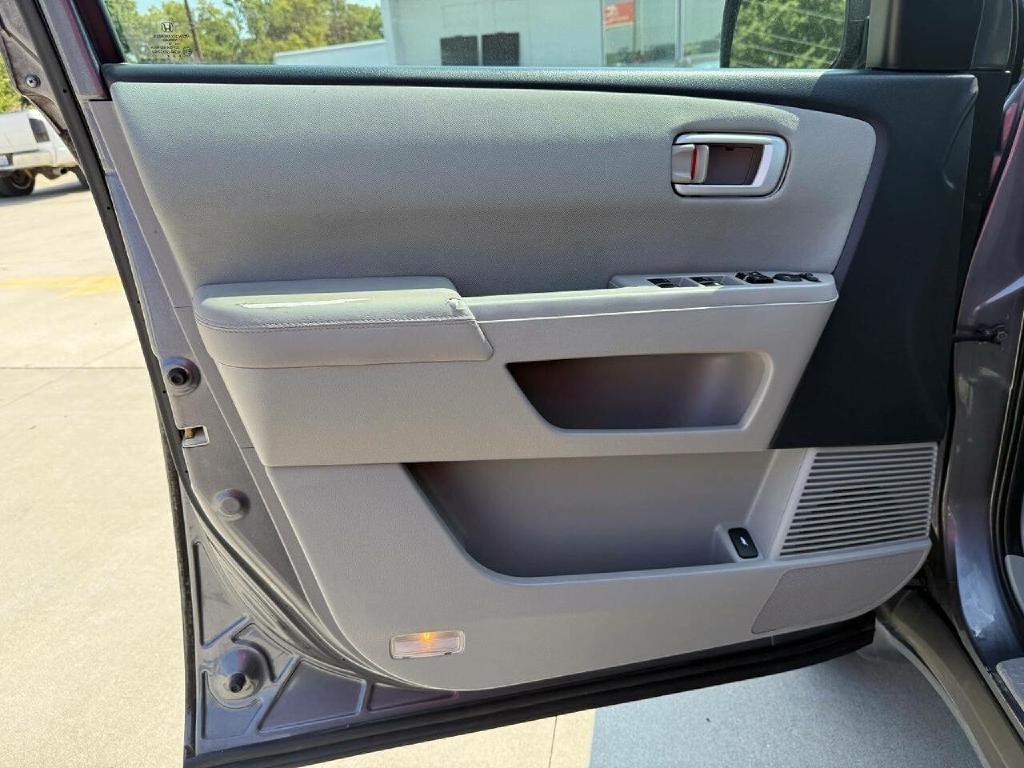 Honda Pilot LX 4WD 5-Spd AT 2015