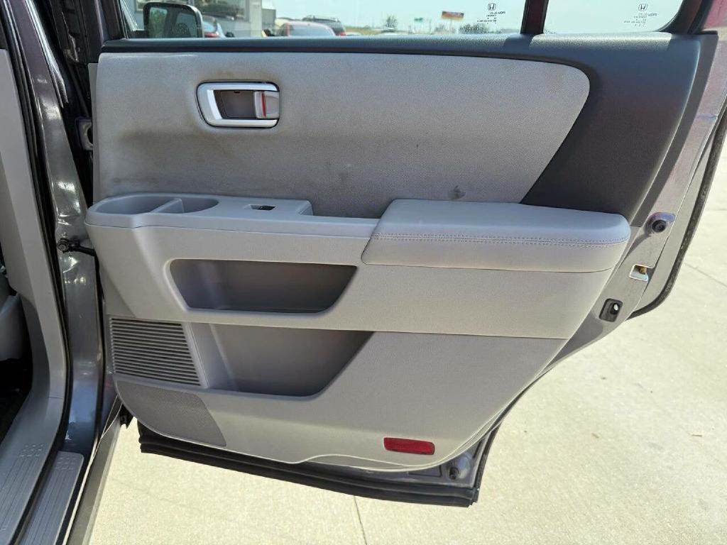 Honda Pilot LX 4WD 5-Spd AT 2015