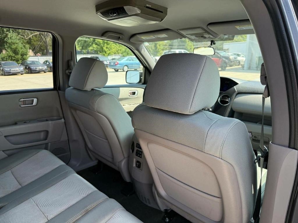 Honda Pilot LX 4WD 5-Spd AT 2015