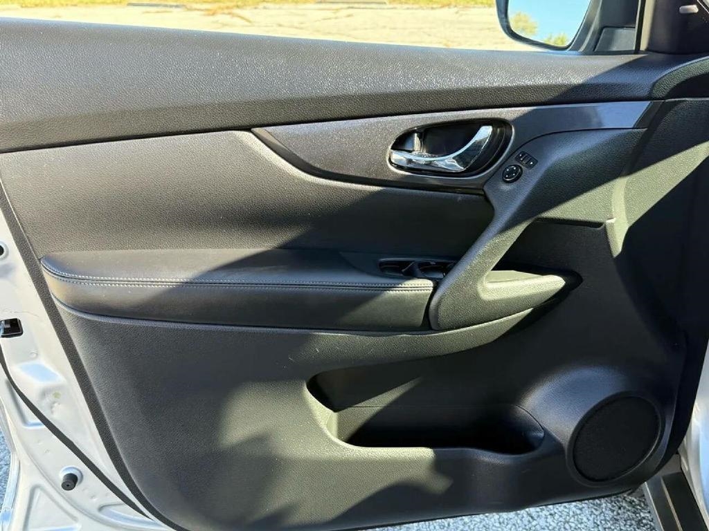 Nissan Rogue S AWD 2018