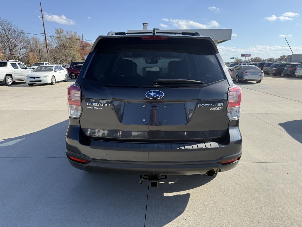 Subaru Forester 2.5i Limited 2017