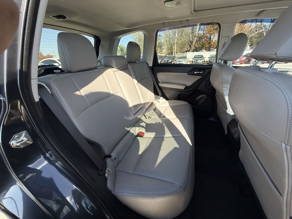 Subaru Forester 2.5i Limited 2017