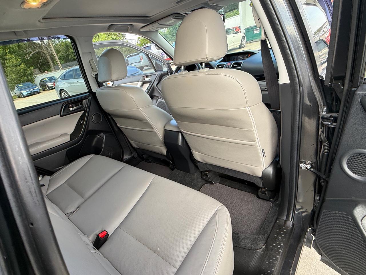 Subaru Forester 2.5i Limited 2017