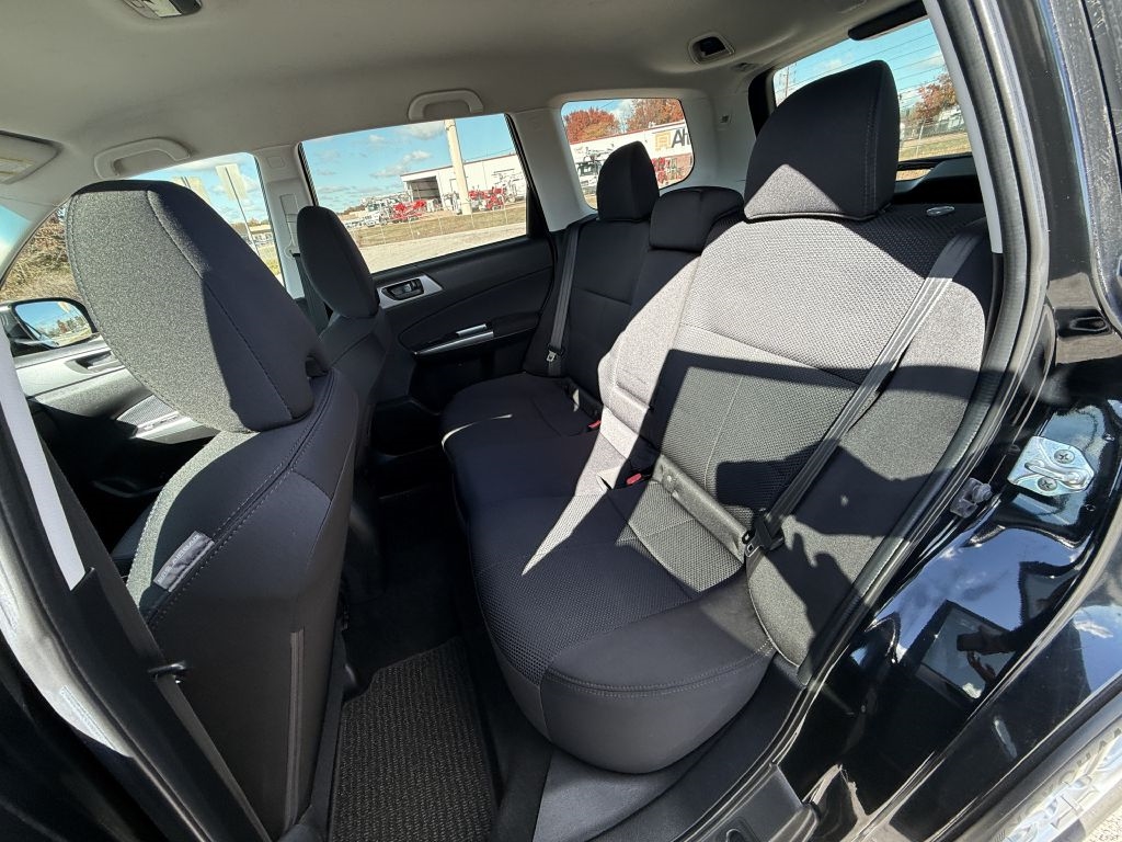 Subaru Forester 2.5X 2012