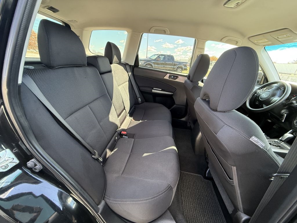 Subaru Forester 2.5X 2012