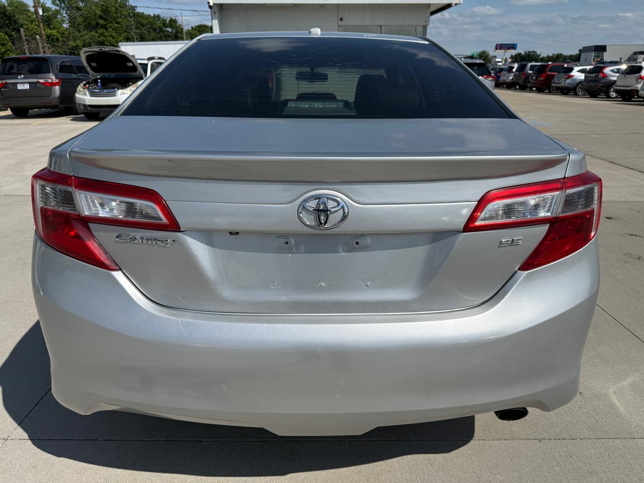 Toyota Camry SE (Natl) 2013