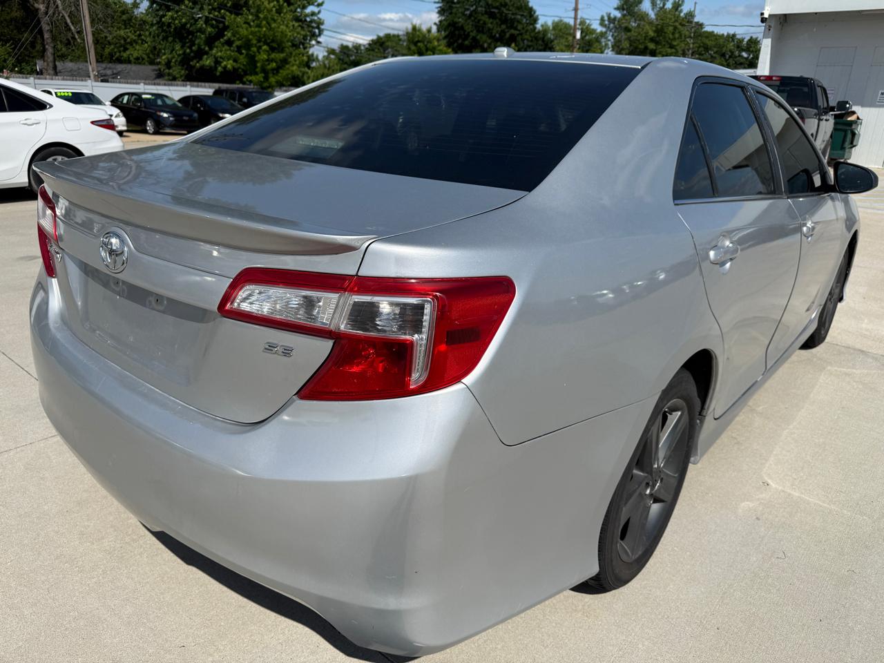 Toyota Camry SE (Natl) 2013