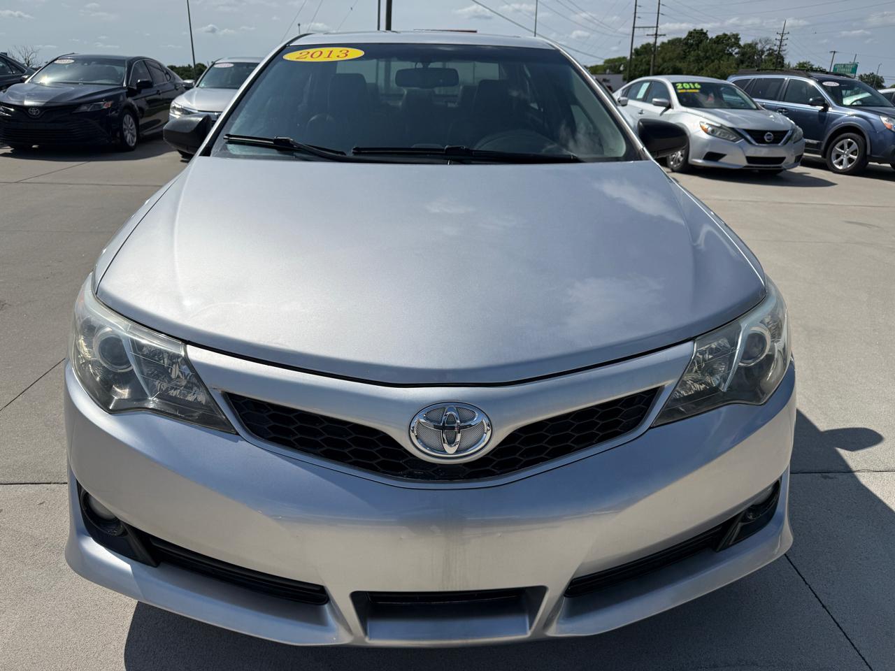 Toyota Camry SE (Natl) 2013