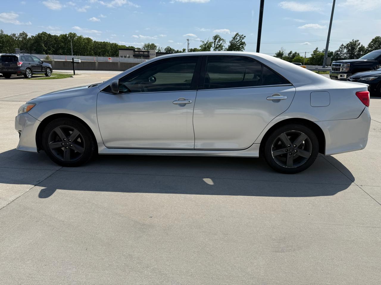 Toyota Camry SE (Natl) 2013