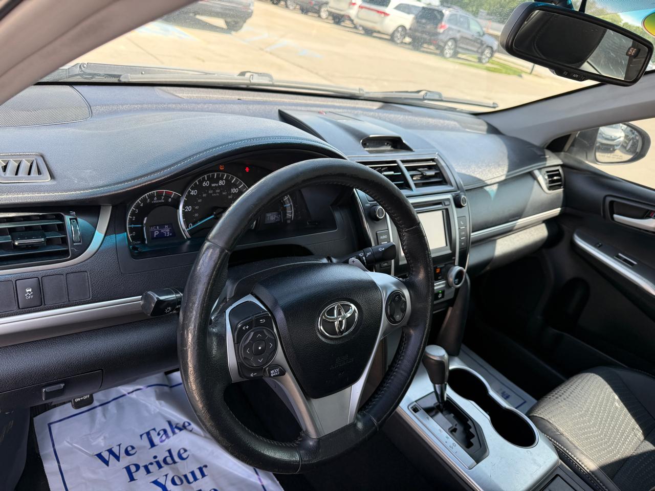 Toyota Camry SE (Natl) 2013