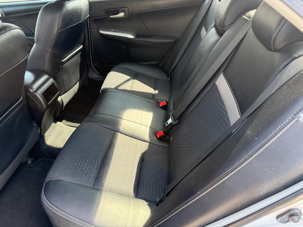Toyota Camry SE (Natl) 2013